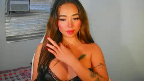 Snapshot of lovelykayleexx chatting on September 23, 6:17 pm ara online show from September 23, 6:17 pm