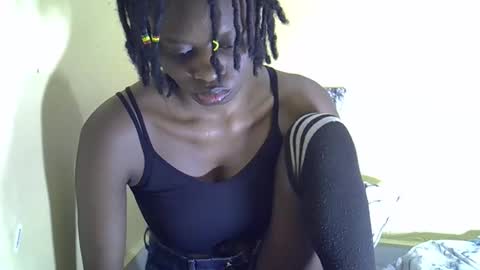 lovelymee2 online show from September 28, 9:31 pm