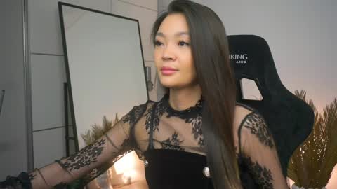 kim online show from January 25, 7:38 pm