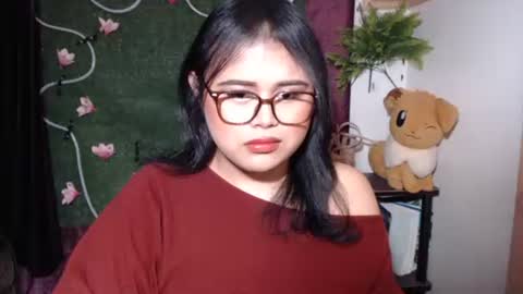 Snapshot of lovelypinaychubsx chatting on October 11, 3:48 pm lovely online show from October 11, 3:48 pm