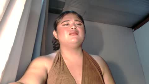 Snapshot of lovelypinaychubsx chatting on December 27, 8:50 pm lovely online show from December 27, 8:50 pm