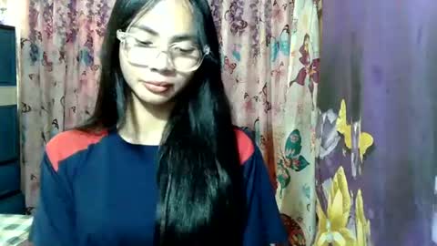 loving_rhean online show from July 24, 3:26 am