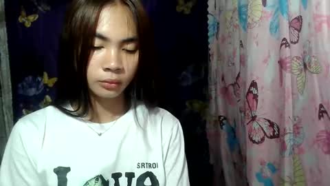 loving_rhean online show from June 10, 11:31 am