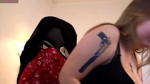 Call me Aphrodite online show from February 6, 7:56 am