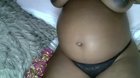 lowenyangvalentine online show from December 1, 11:25 am