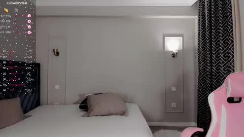 lu_mina online show from March 2, 4:23 am