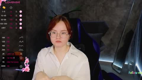 Snapshot of lu_muon chatting on February 5, 2:08 am lu_muon online show from February 5, 2:08 am