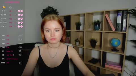 Snapshot of lu_muon chatting on February 22, 1:11 am lu_muon online show from February 22, 1:11 am