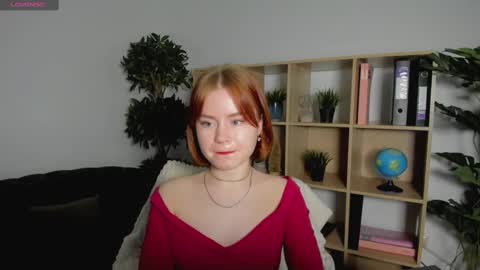 Snapshot of lu_muon chatting on February 14, 1:34 am lu_muon online show from February 14, 1:34 am