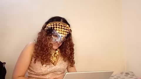 Snapshot of luanapowerful chatting on October 13, 4:31 pm luanapowerful online show from October 13, 4:31 pm
