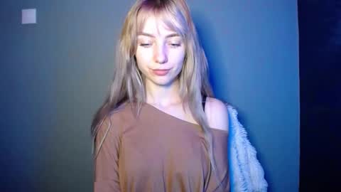 Lucy online show from February 4, 4:21 pm