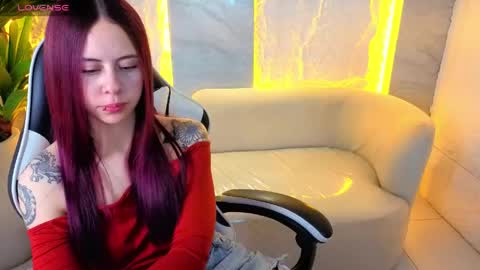 Lucia online show from April 21, 1:42 am