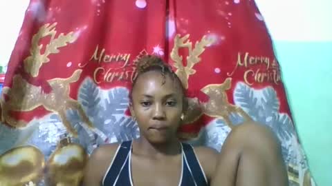lucie196645 online show from May 14, 6:36 pm