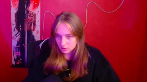 Lucie online show from November 24, 10:45 pm