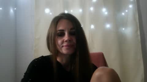 LucieMack online show from October 17, 8:45 pm