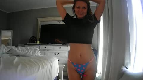 Snapshot of lucious_stace chatting on January 9, 6:04 pm lucious_stace online show from January 9, 6:04 pm