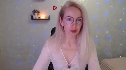 Arina online show from April 14, 4:40 pm