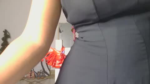 lucky_n_shyshy online show from November 18, 10:27 am