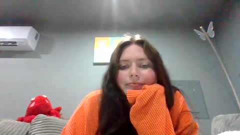 Snapshot of luckygirl96 chatting on September 25, 12:10 am luckygirl96 online show from September 25, 12:10 am
