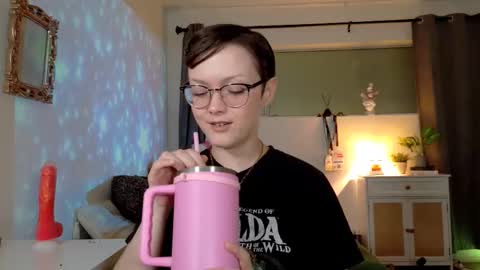 Jade online show from February 28, 4:12 am