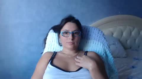 luckylinda23 online show from September 20, 10:24 am