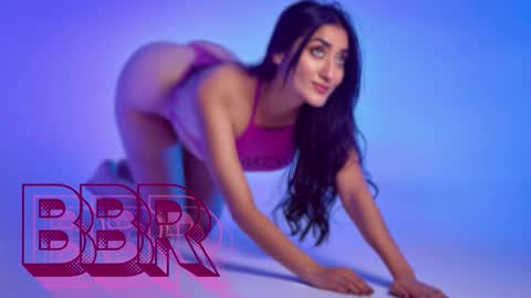 Lucy online show from October 11, 3:00 am