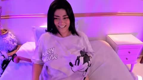 Snapshot of lucy266_ chatting on September 14, 3:37 am lucy online show from September 14, 3:37 am