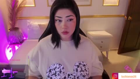 Snapshot of lucy266_ chatting on March 11, 2:21 am lucy online show from March 11, 2:21 am