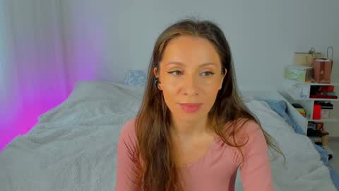 lucy__ray online show from May 7, 8:07 am