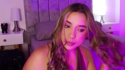 lucy online show from March 6, 3:34 am