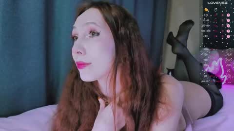 Snapshot of lucy_millss chatting on September 26, 4:26 pm LUCY online show from September 26, 4:26 pm