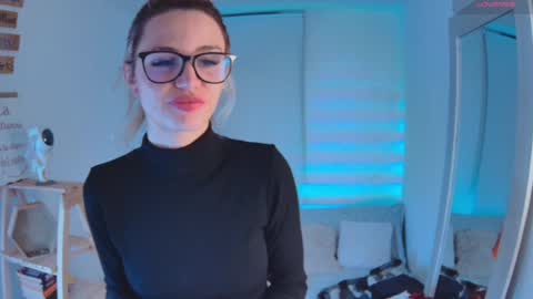 lucy online show from December 14, 5:18 am