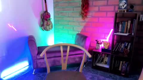 MALAMOR online show from December 17, 9:38 pm