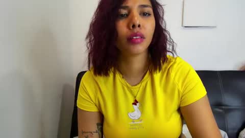 Snapshot of lucymartelli chatting on March 3, 10:10 am Lucy online show from March 3, 10:10 am