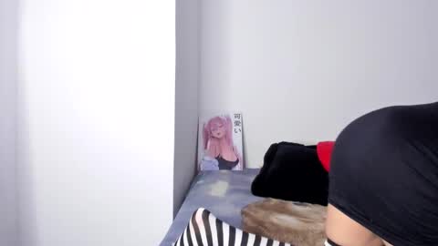 lucyportman online show from March 21, 11:04 am