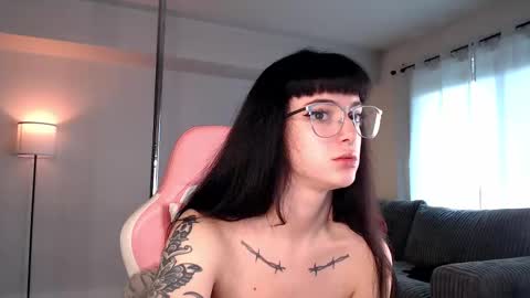 Lucy online show from September 26, 11:34 pm