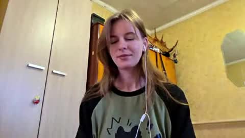Sofia online show from April 22, 6:21 am
