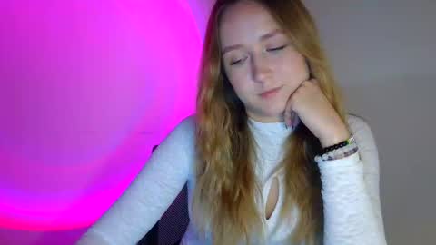 Lulu Baby18 online show from October 22, 8:03 pm