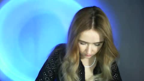 Lulu Baby18 online show from February 12, 7:13 pm