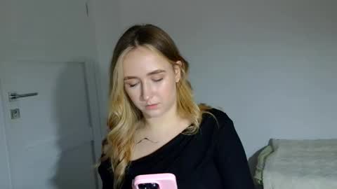 Lulu Baby18 online show from March 8, 10:13 pm