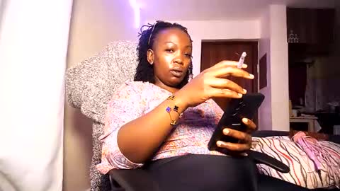 lulu_sparks1 online show from June 8, 5:19 am