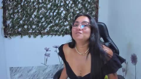 Snapshot of luna021_1 chatting on October 18, 7:48 pm Luna online show from October 18, 7:48 pm