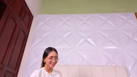 LUNA GRACE online show from January 7, 10:57 pm