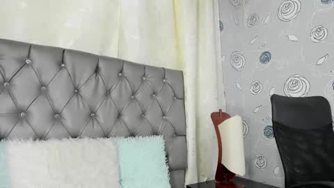 Luna Eva online show from March 12, 3:07 pm