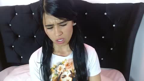 Snapshot of luna_starr69 chatting on October 1, 9:31 pm luna_starr69 online show from October 1, 9:31 pm