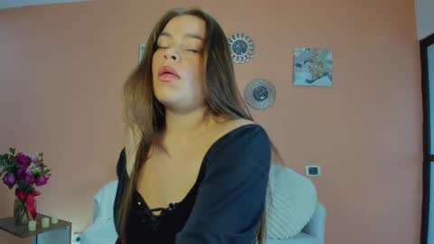 LUNA  online show from February 19, 2:27 pm