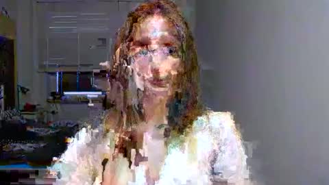 L U N A  online show from October 29, 7:23 am