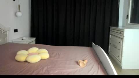      online show from February 27, 9:58 pm