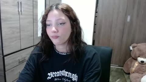 lunaa_sub online show from October 27, 4:57 pm