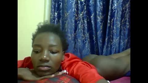 lunah_kitty online show from April 29, 9:42 pm